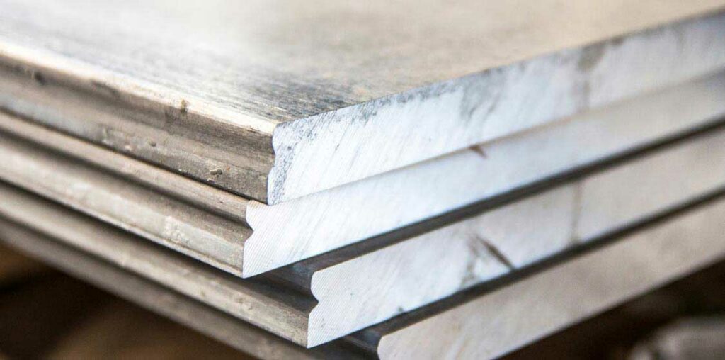 Алюминиевая плита 80 мм 2000 мм А5 ГОСТ 17232-99