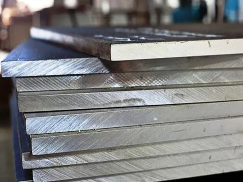 Дюралевая плита 80 мм 1800 мм Д1Б ГОСТ 17232-99