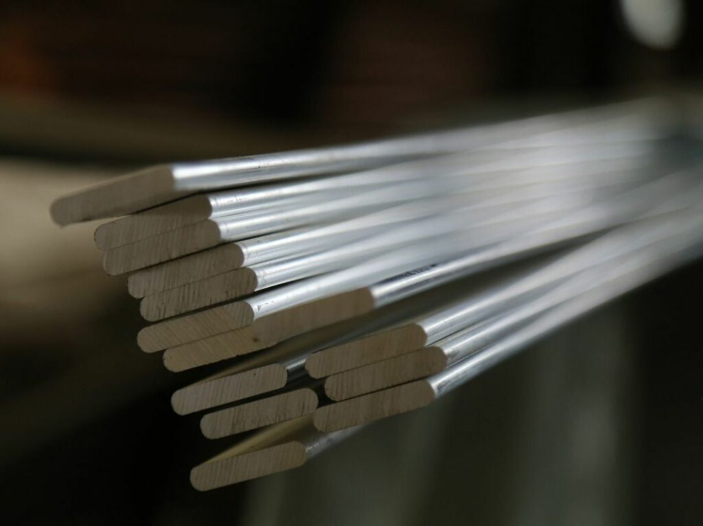 Дюралевая полоса 100х1,3 100 мм 1.3 мм В95ПЧТ2 ГОСТ 13616-97