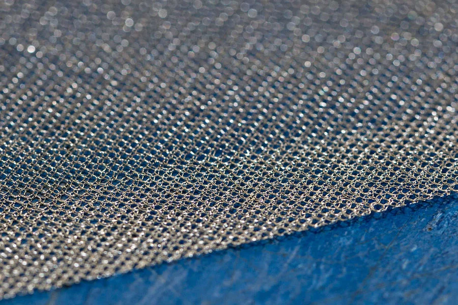 Платиновая катализаторная сетка 1X1/76п 0.076 мм ПлПдРд92,5-4-3,5 ГОСТ 3193-2015