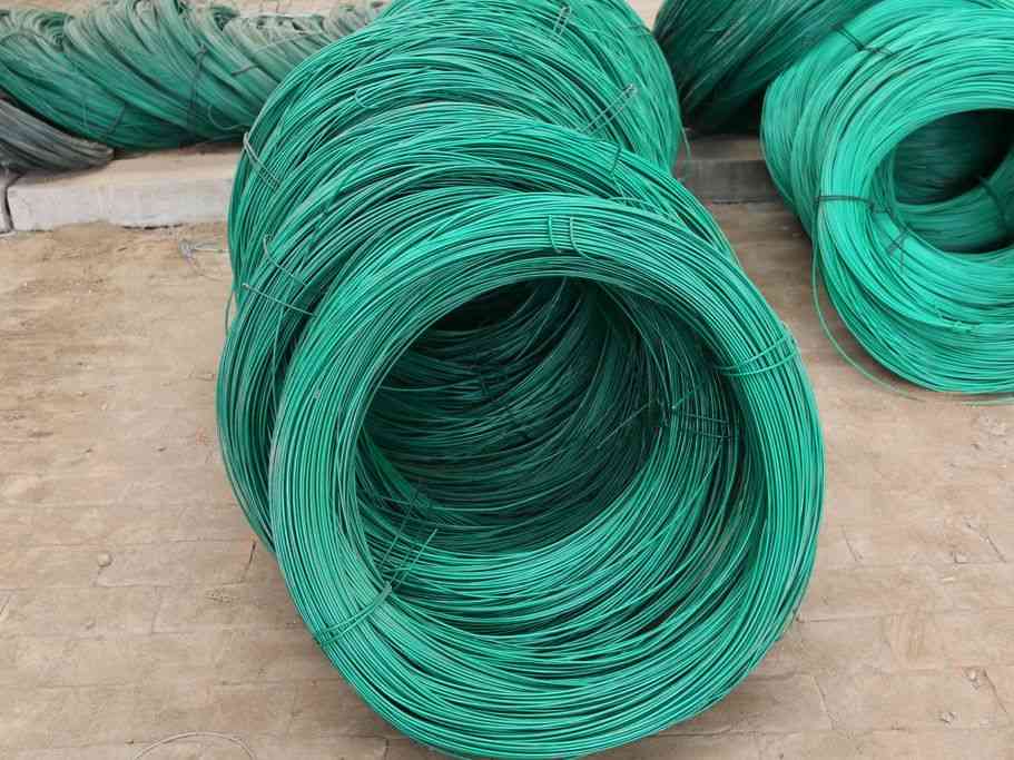 Проволока с полимерным покрытием 8 мм Ст10 ГОСТ 3282-74